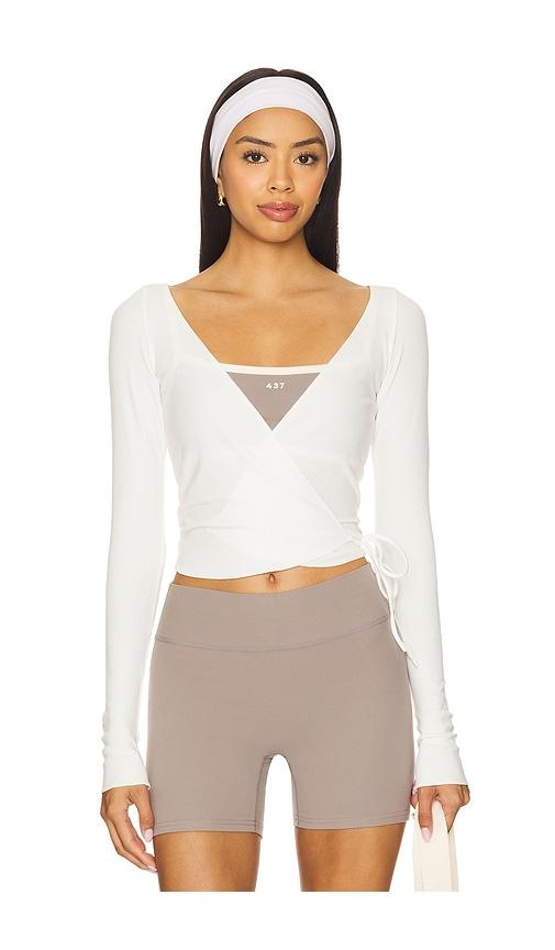 437 The Studio Wrap in White by 437