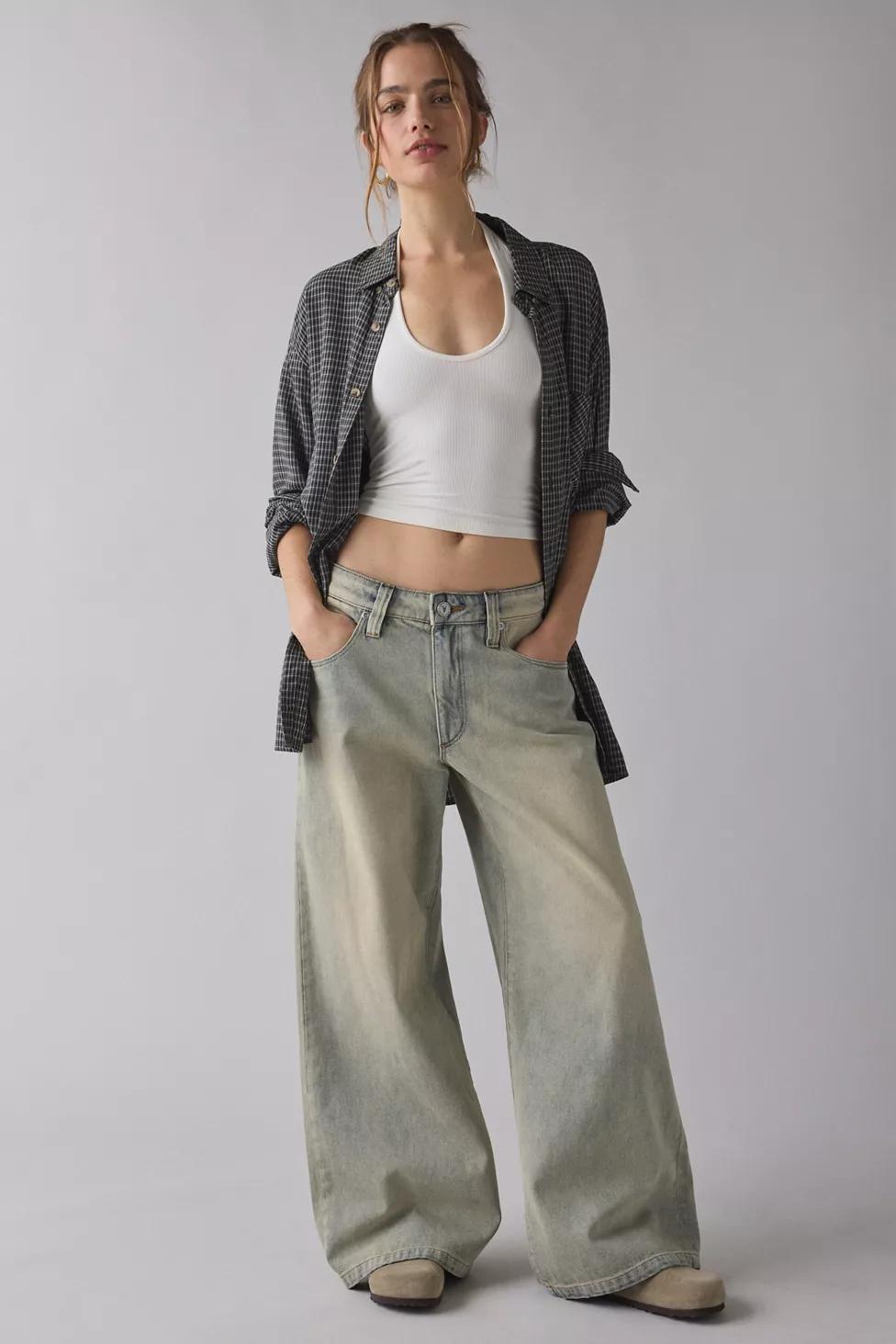 Abrand 99 Tyra Low-Rise Mega Baggy Jeans by ABRAND JEANS