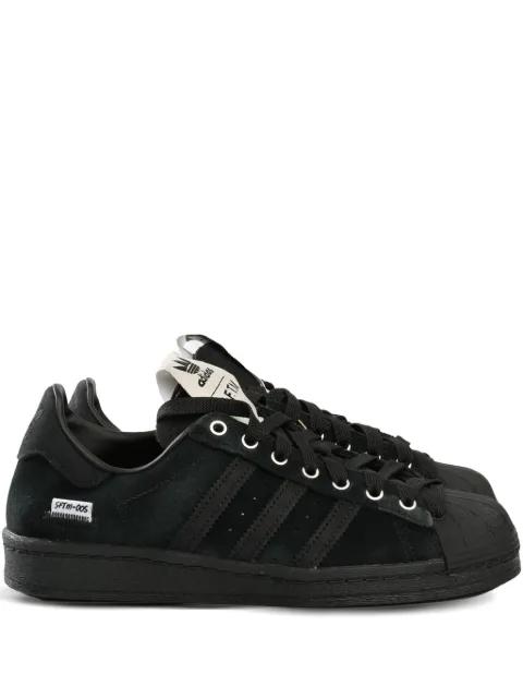 Superstar trainers by ADIDAS