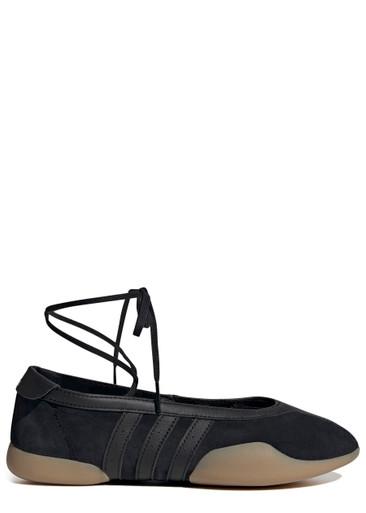 Taekwondo Mei ballet sneakers by ADIDAS