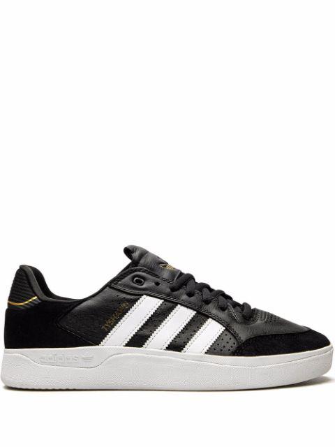 Tyshawn Low sneakers by ADIDAS