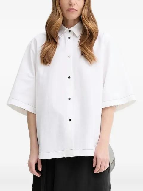 short-sleeve curved hem shirt by AERON