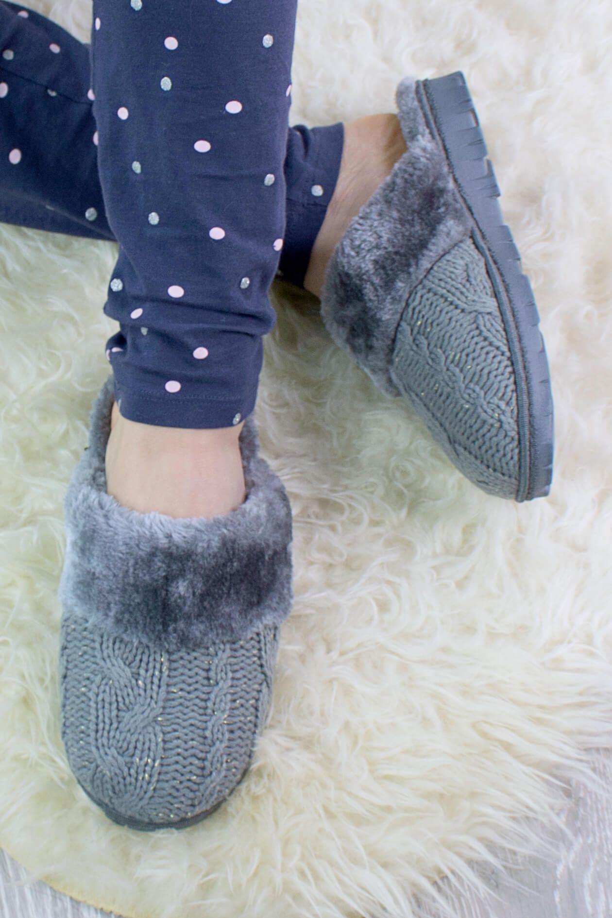 Heel Glitter Cable Knit Faux Fur Lined  Slippers by AJVANI