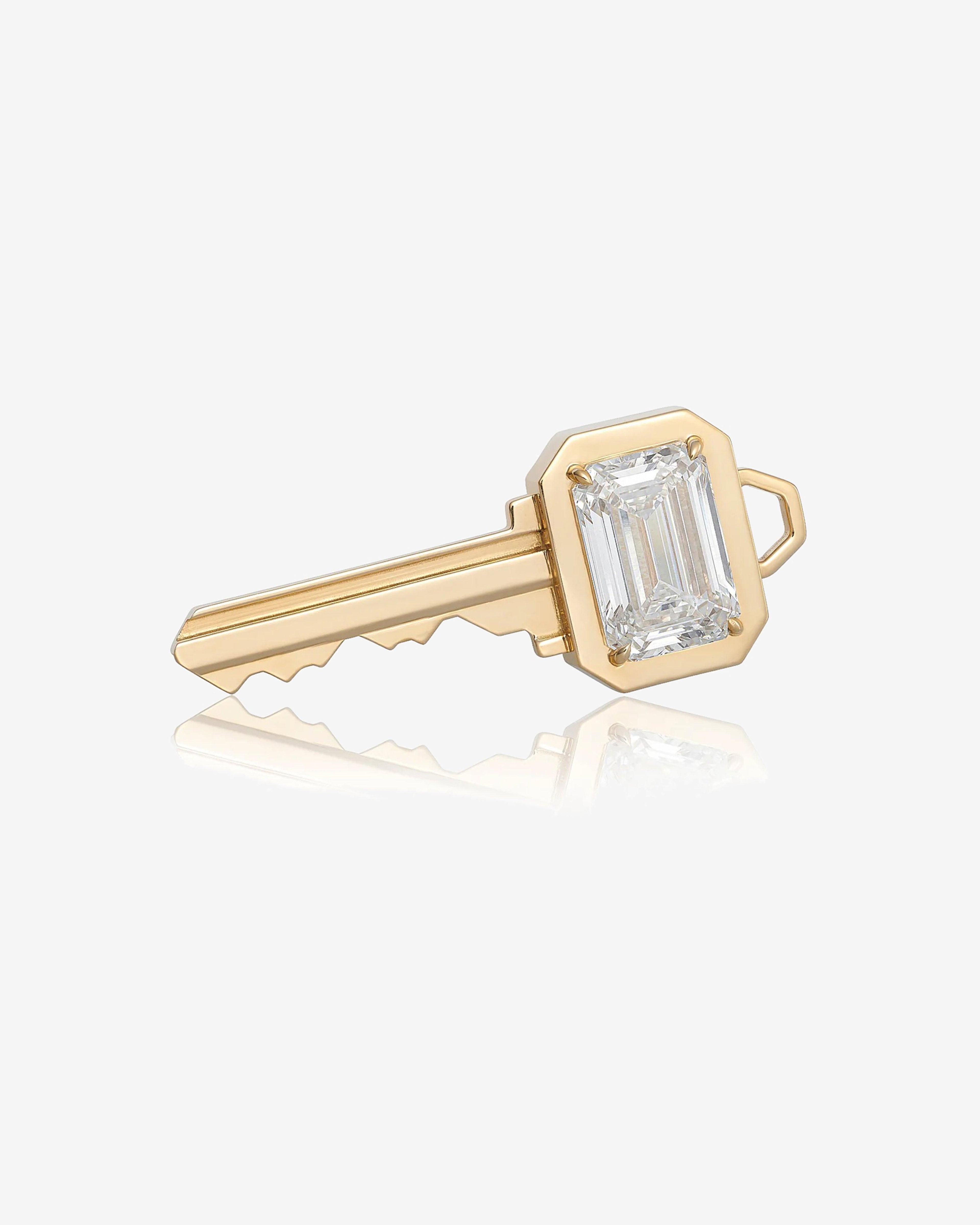 Alexei Hay - The Key Pendant - (Yellow Gold) by ALEXEI HAY
