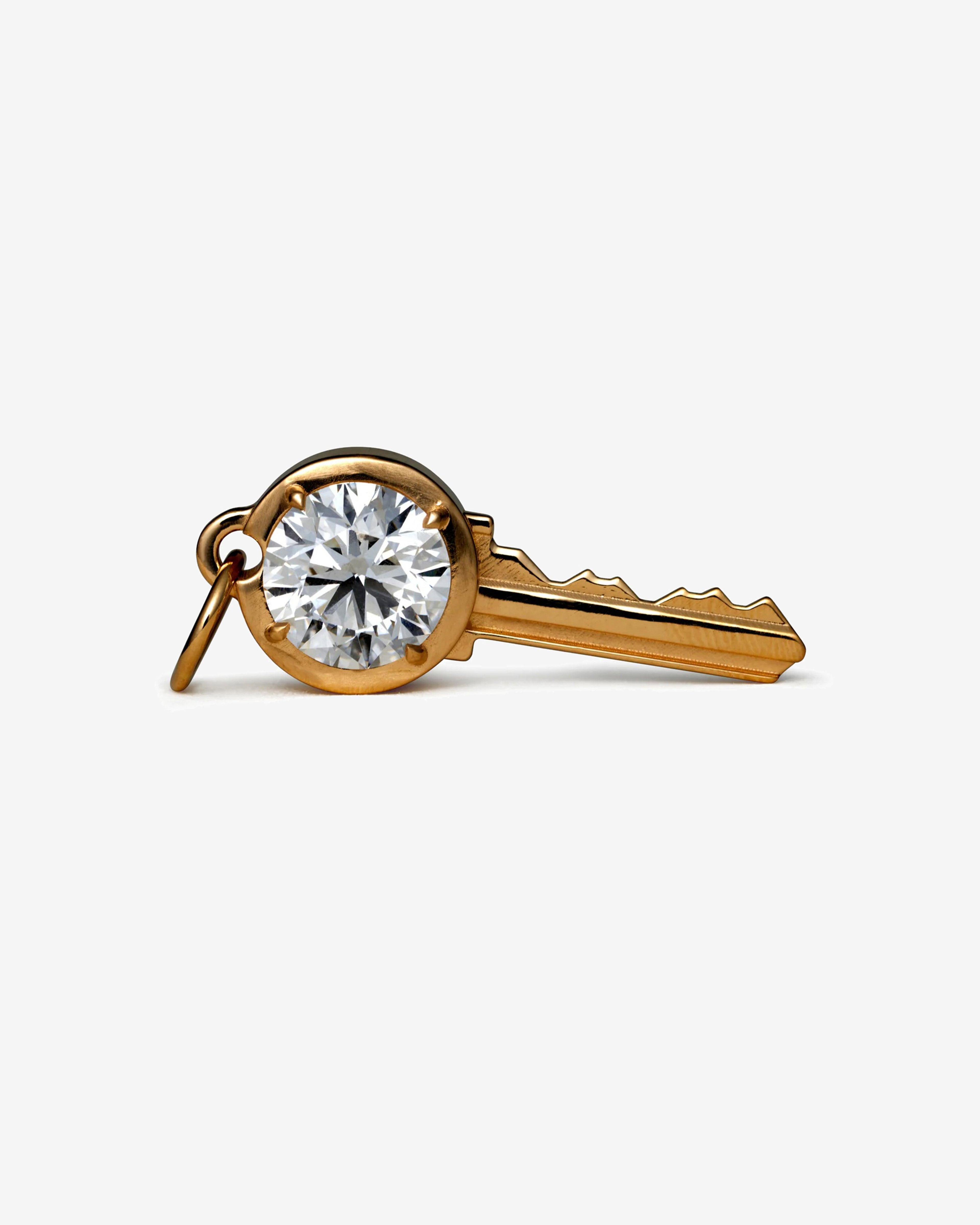 Alexei Hay - The Round Key Pendant - (Yellow Gold) by ALEXEI HAY