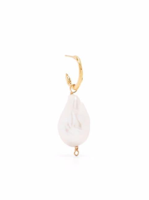 The Snow Lion earring by ALIGHIERI