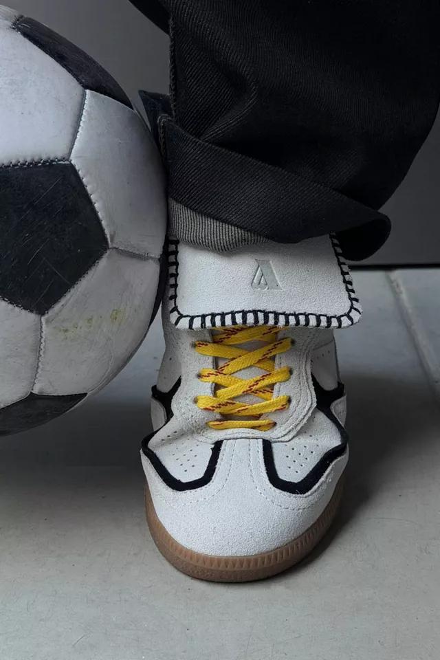 ALOHAS Tb.490 Football Leather Sneakers by ALOHAS