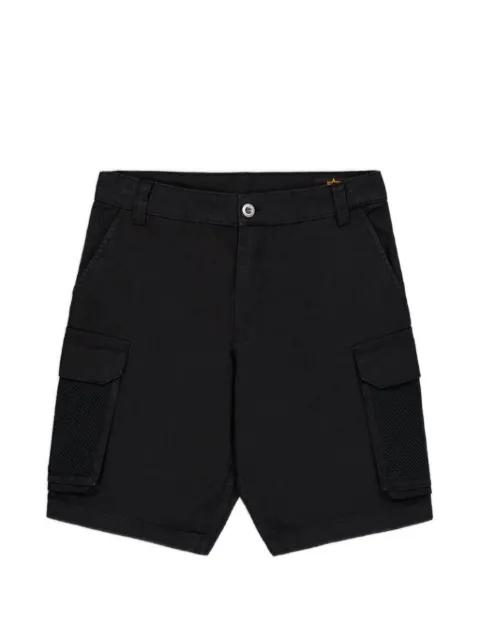 pockets shorts by ALPHA INDUSTRIES
