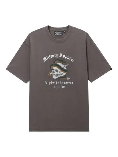 skull graphic T-shirt by ALPHA INDUSTRIES