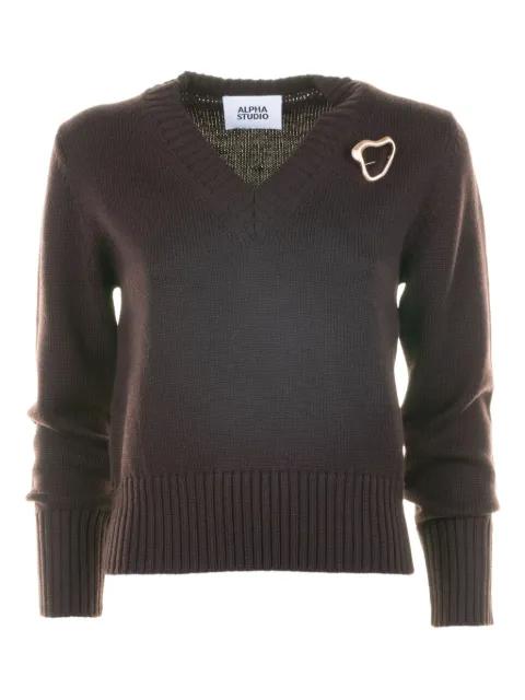 v-neck brooch-detail sweater by ALPHA STUDIO