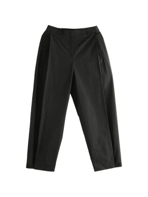 pleated button-cuff trousers by AMOMENTO