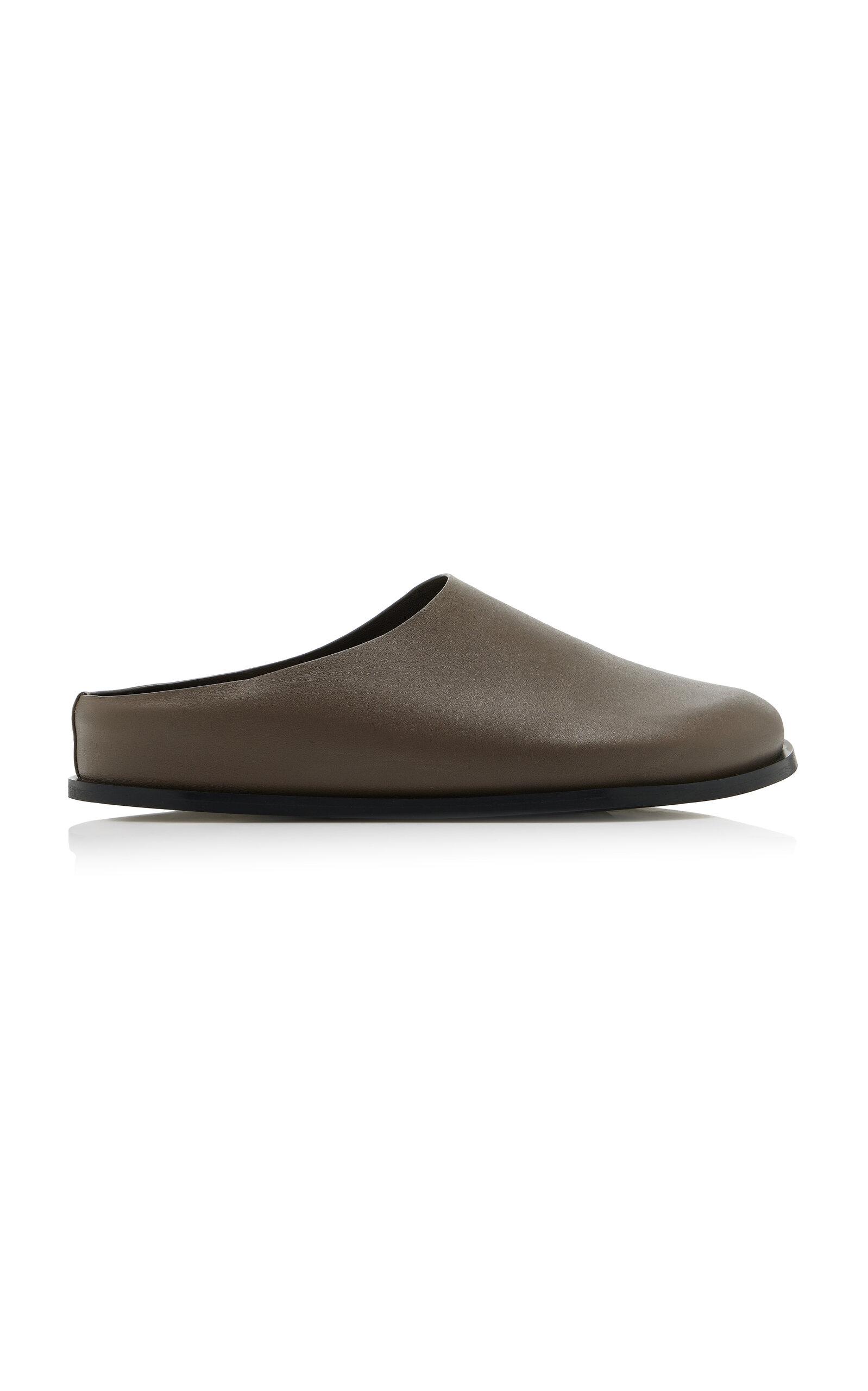 A.Emery Lou Leather Clogs - Moda Operandi by ANDRE EMERY
