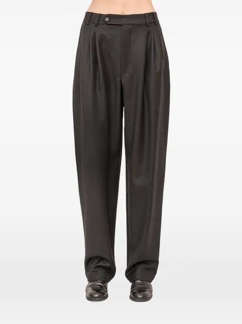 pleated belt-loop trousers by ANDREA YA AQOV