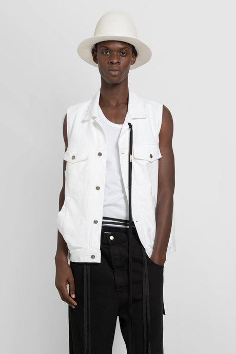 ANN DEMEULEMEESTER MAN WHITE WAISTCOATS by ANN DEMEULEMEESTER ANN DEMEULEMEESTER MAN WHITE WAISTCOATS by ANN DEMEULEMEESTER