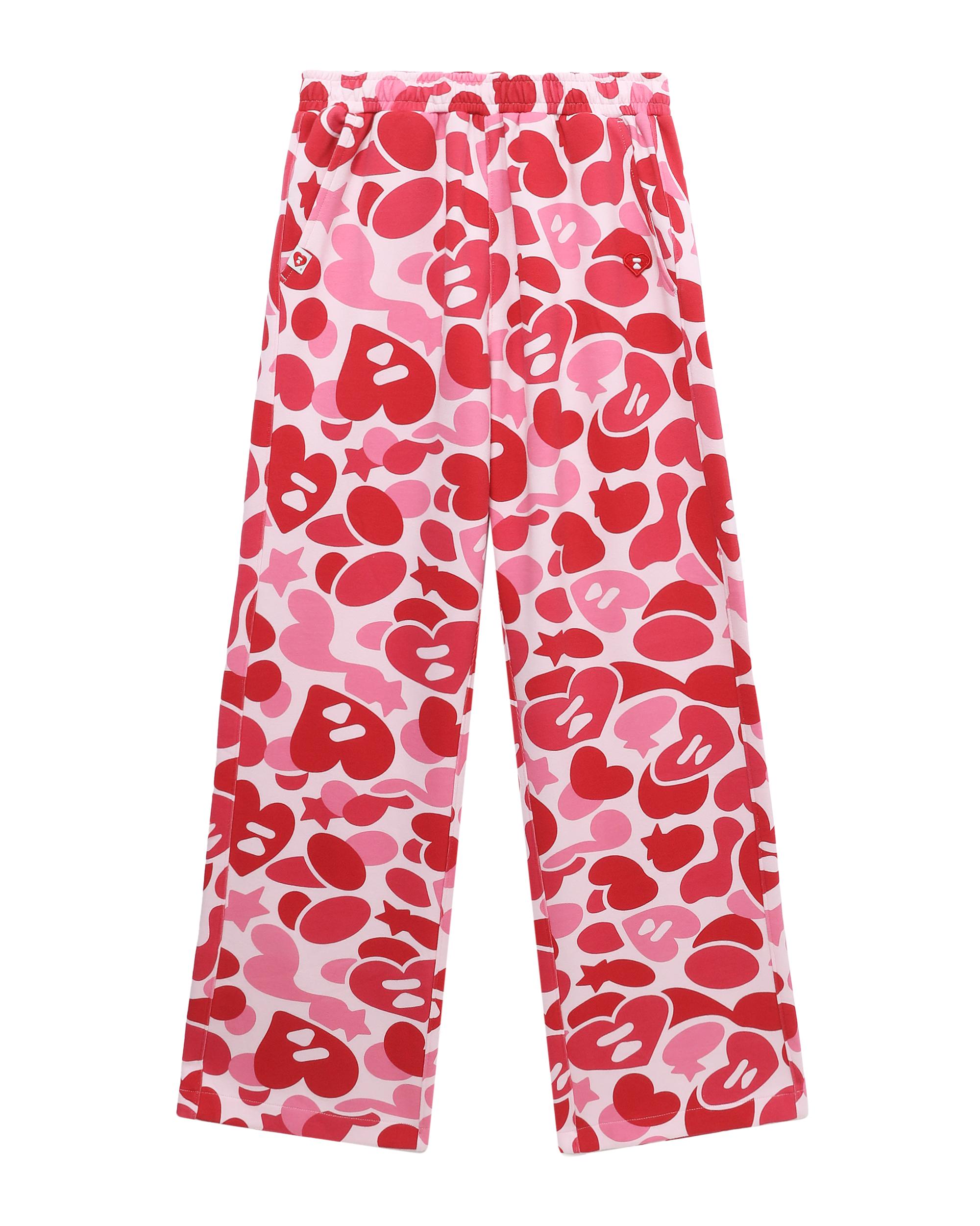 Camo sweat pants by APEE