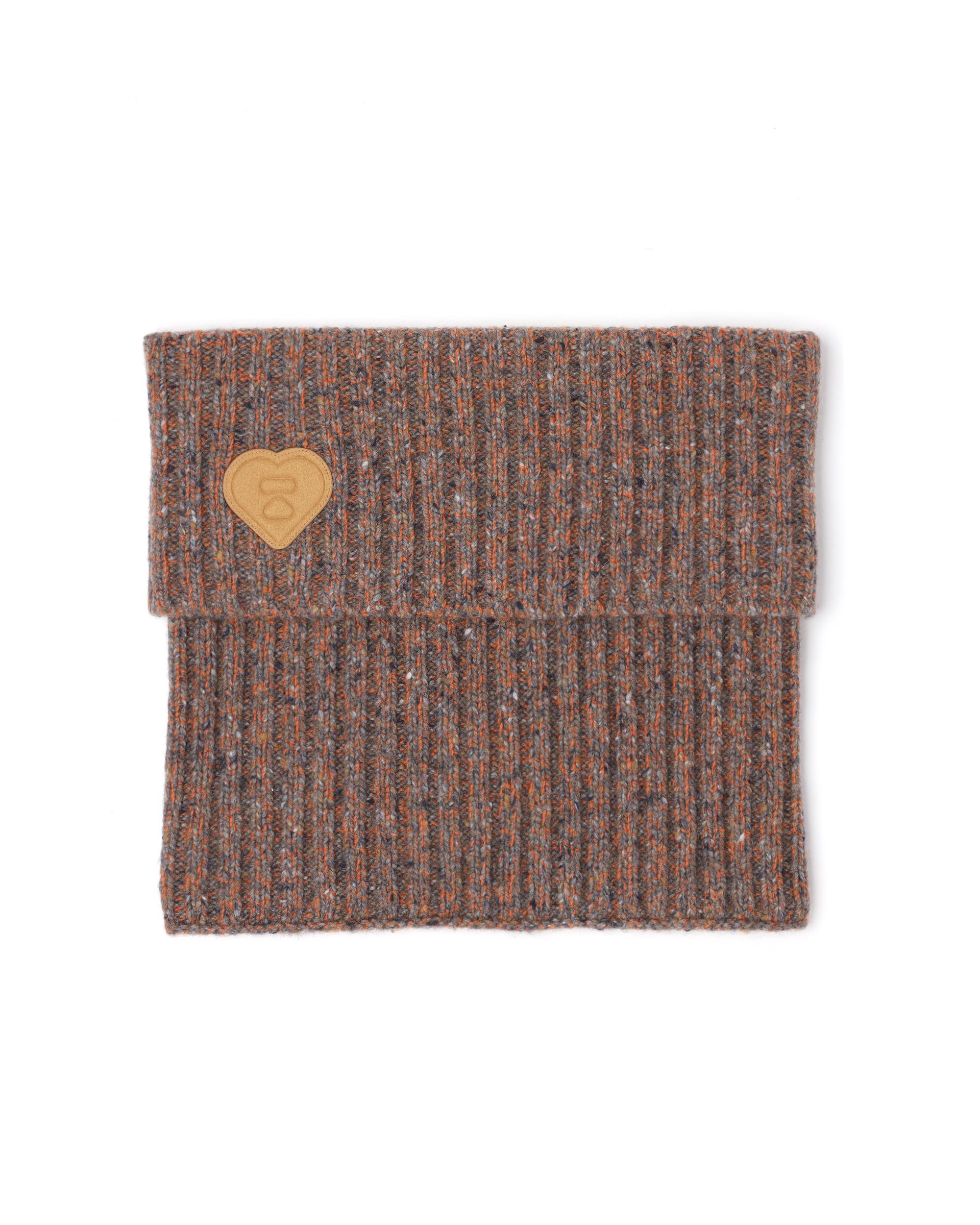 Knitted neck warmer by APEE