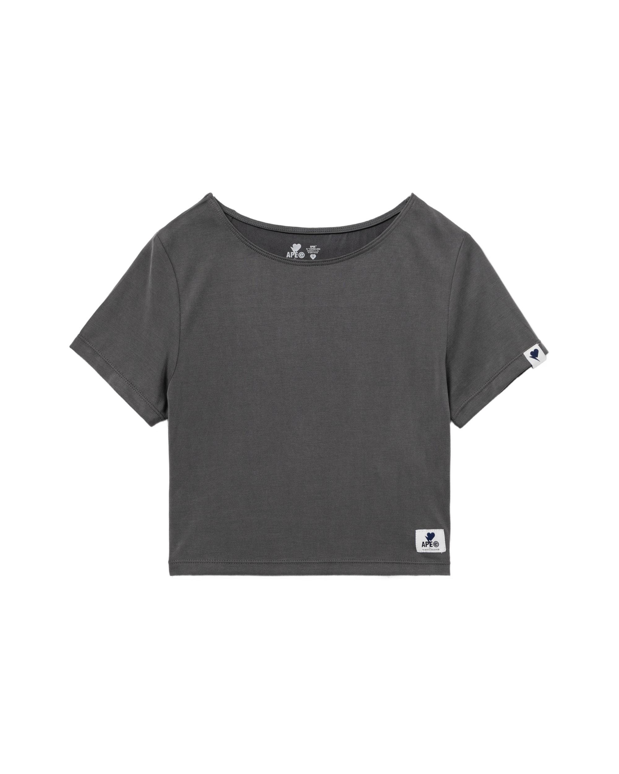 Logo crop tee by APEE