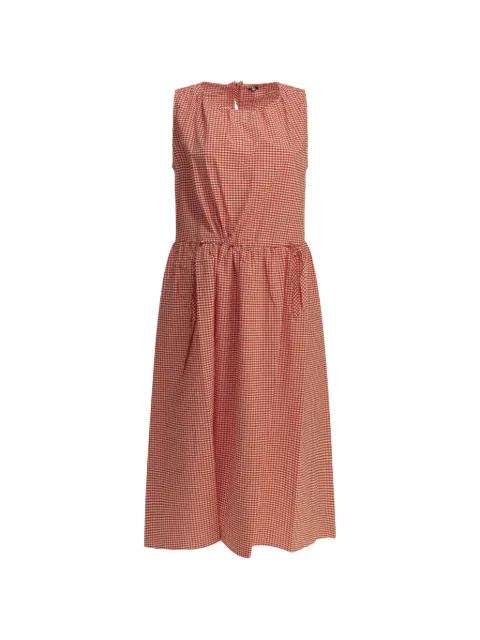 gingham-check sleeveless midi dress by APUNTOB