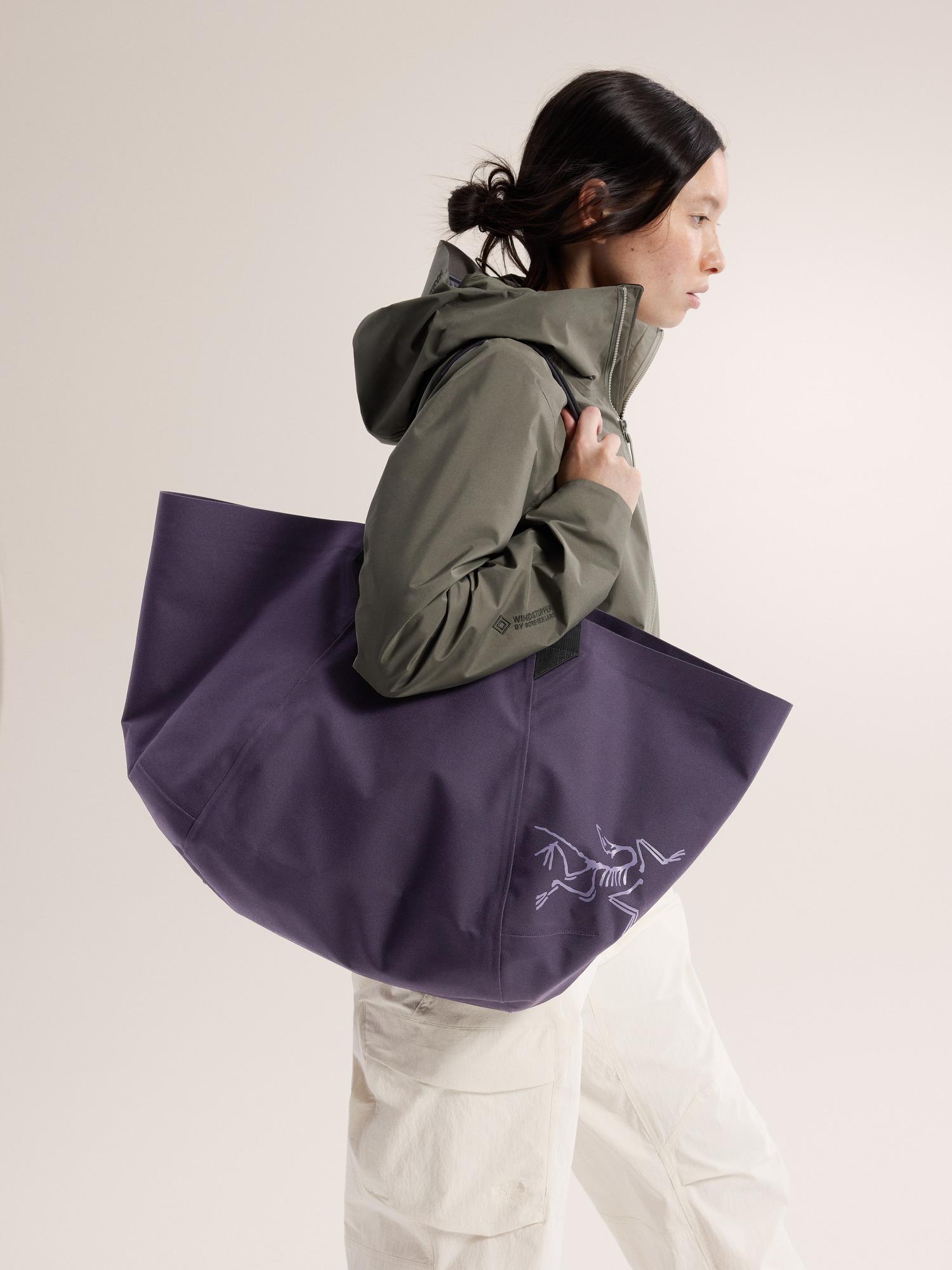 Carrier 45 Gear Tote by ARC'TERYX | jellibeans