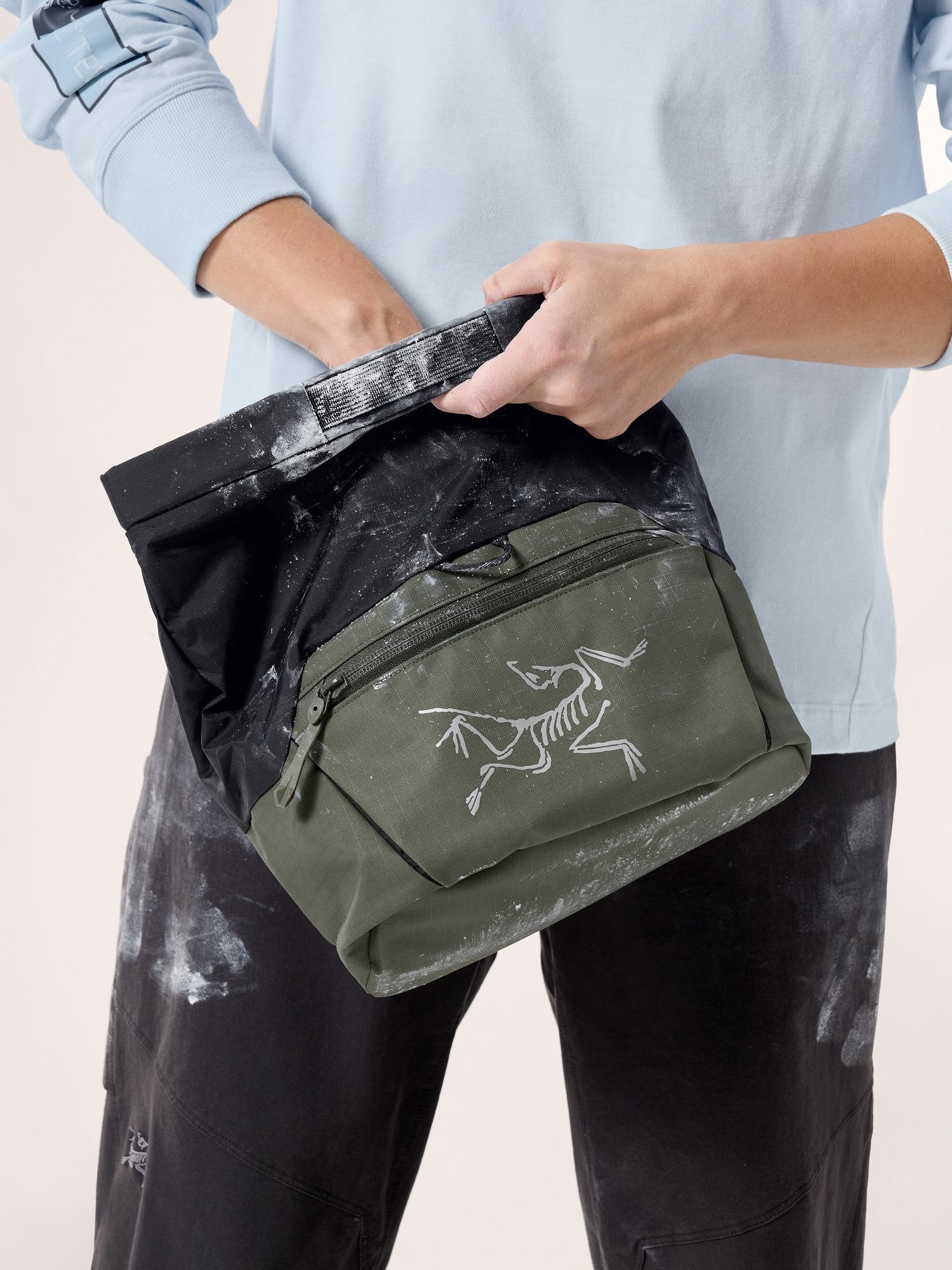 Ion Chalk Bucket by ARC'TERYX
