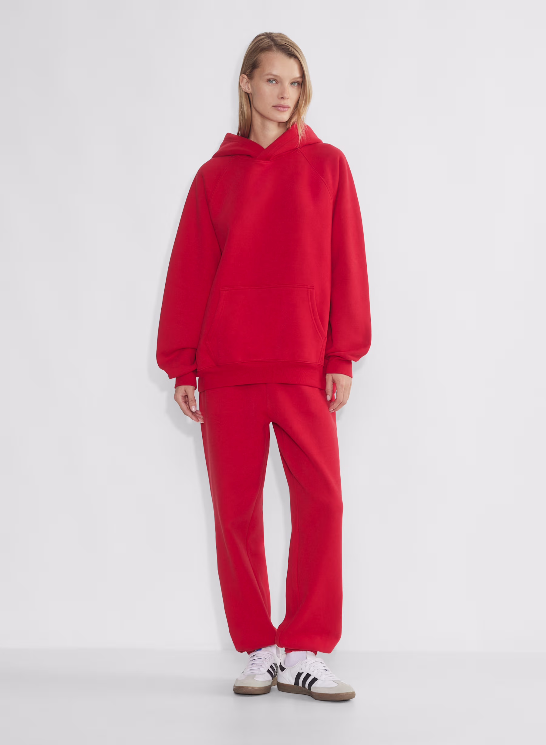 COZY SWEATFLEECE MEGA RAGLAN™ HOODIE by ARITZIA