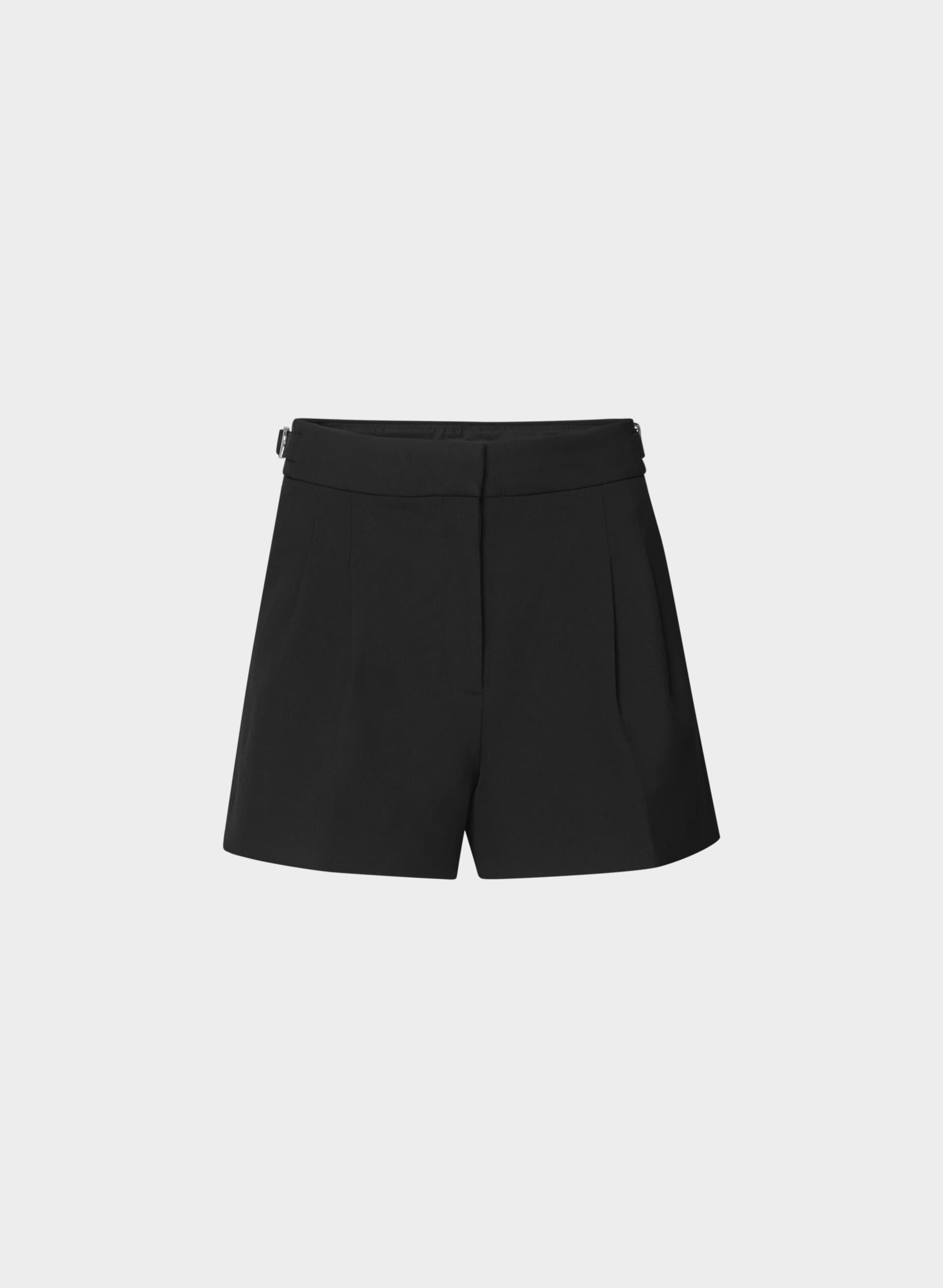 HALL SHORT by ARITZIA