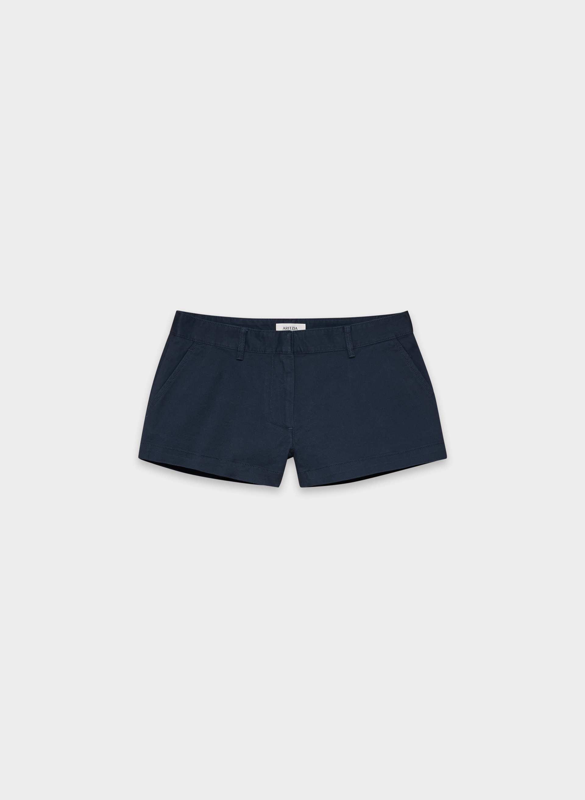 HIRAM CHINO SHORT by ARITZIA