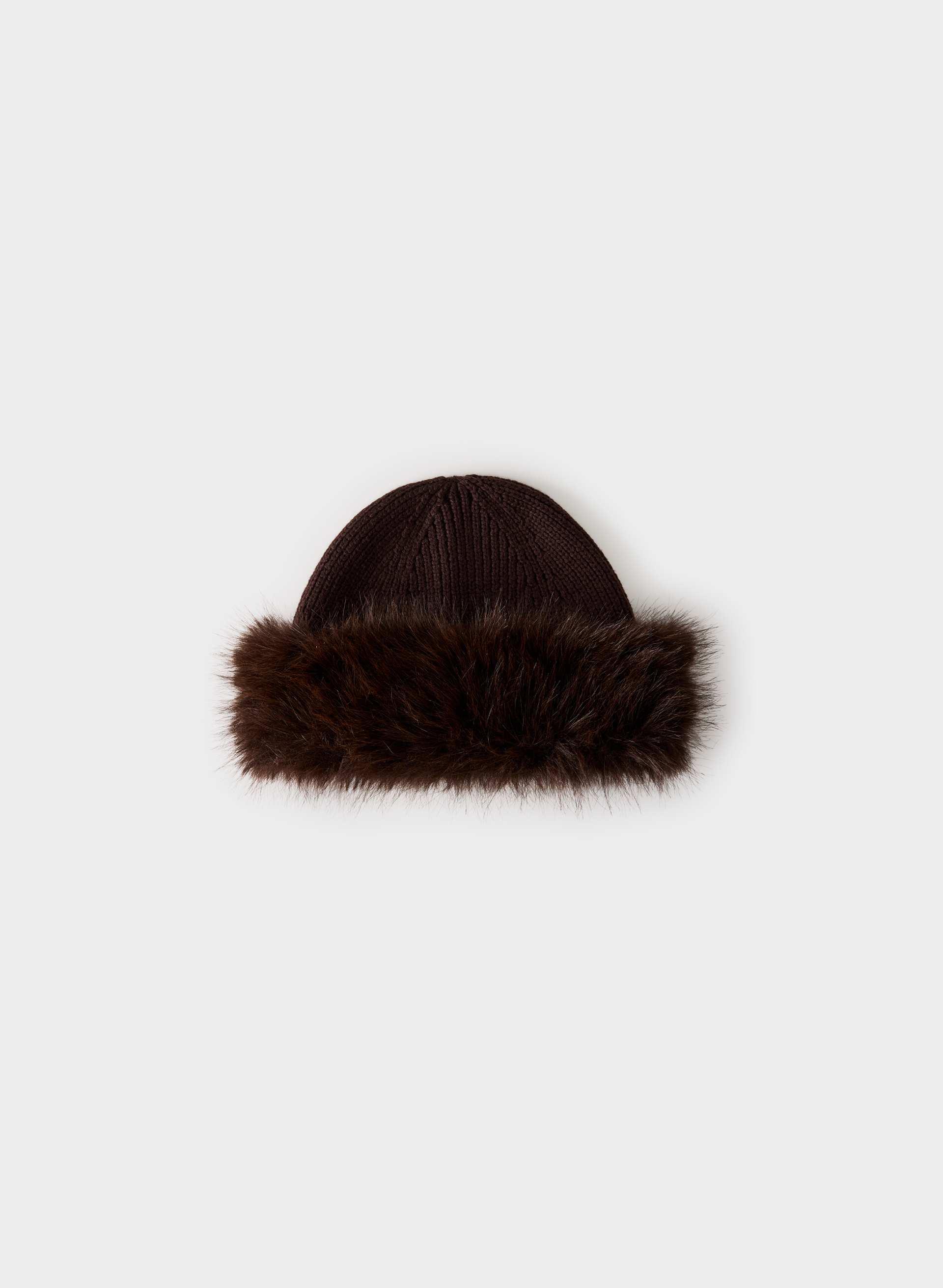 MERINO WOOL ZERMATT BEANIE by ARITZIA
