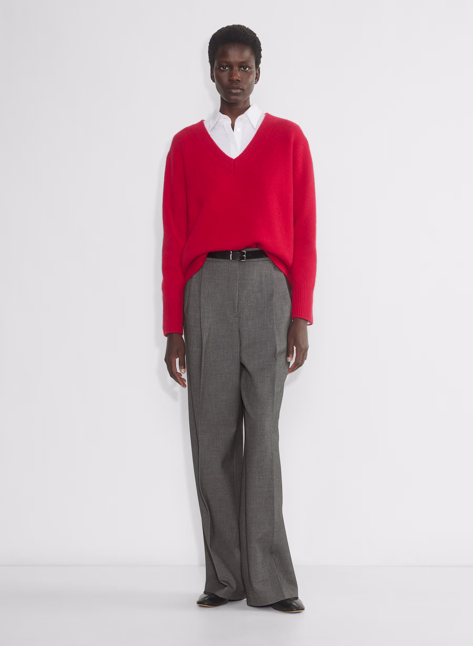 PLUSH CASHMERE SCULPTOR SWEATER by ARITZIA