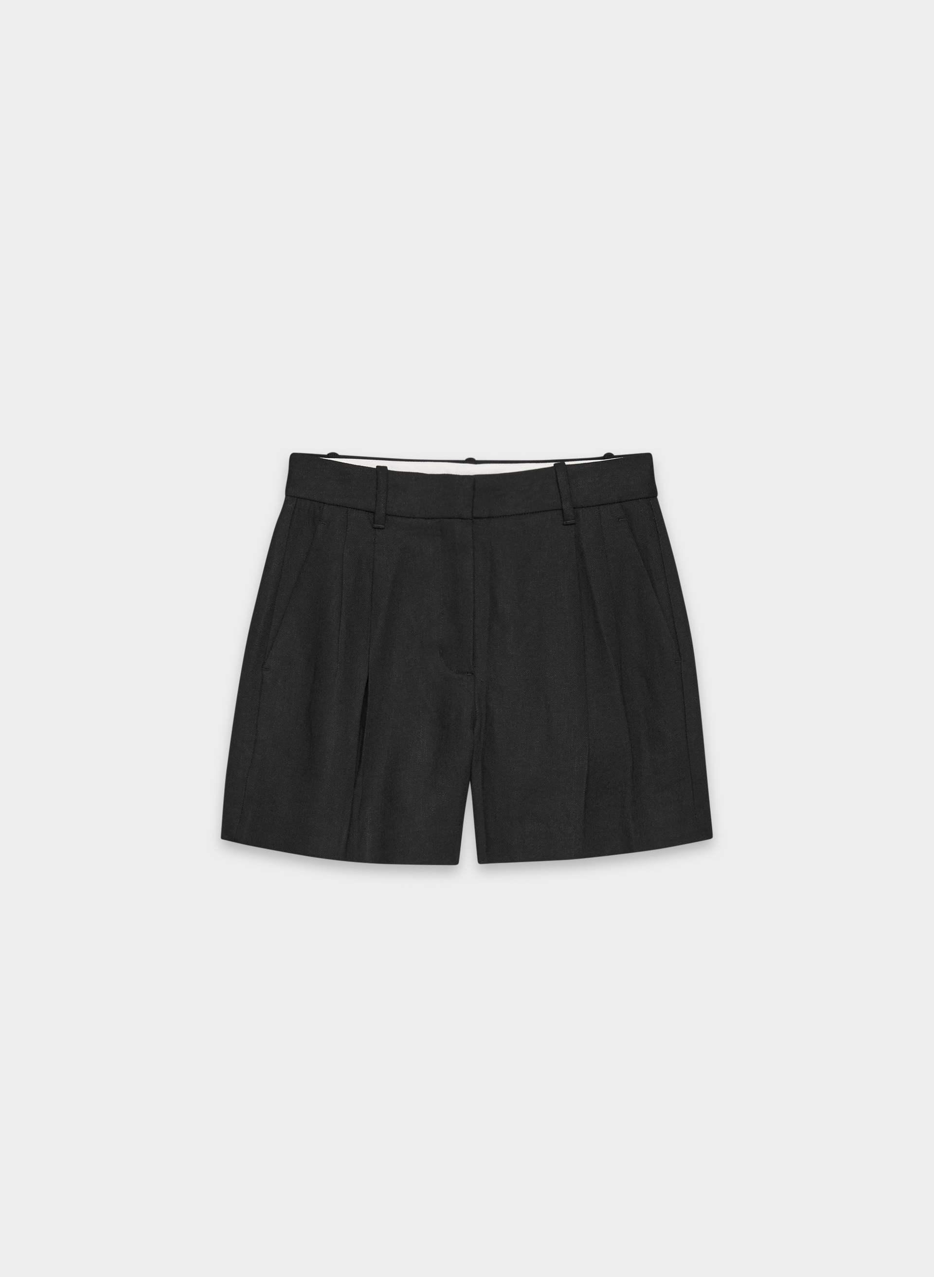 THE EFFORTLESS SHORT™ MID-THIGH by ARITZIA