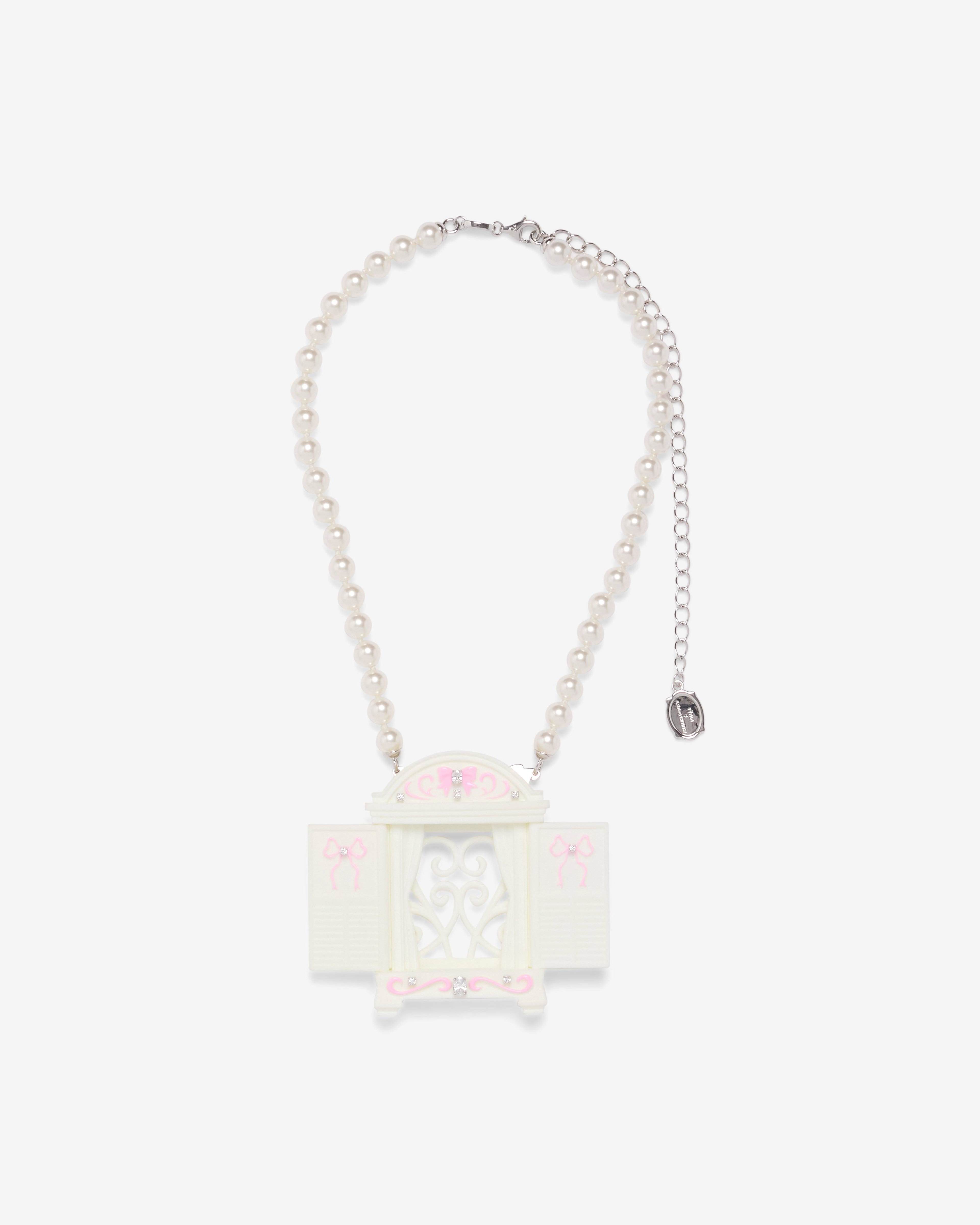 Ashley Williams - Women's Window Photo Frame Necklace - (Cream) by ASHLEY WILLIAMS
