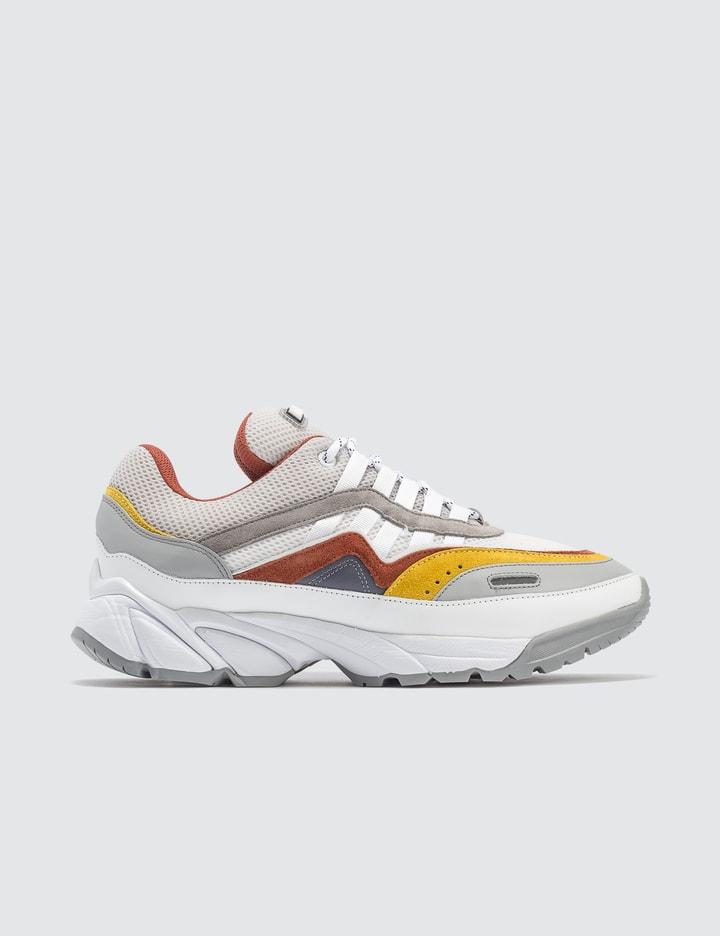 Demo Runner by AXEL ARIGATO