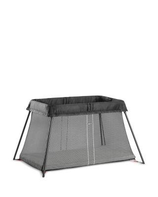 Travel Crib Bundle with Fitted Sheet by BABYBJORN