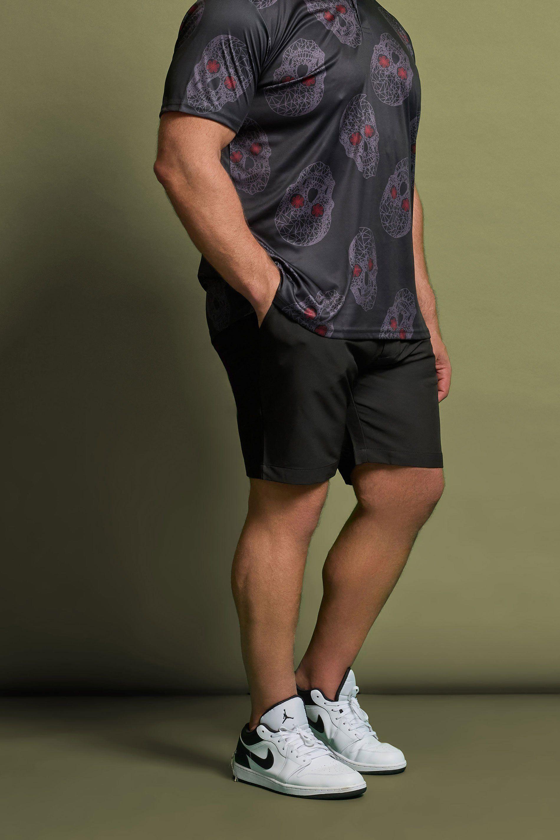 Elasticated Golf Shorts by BADRHINO
