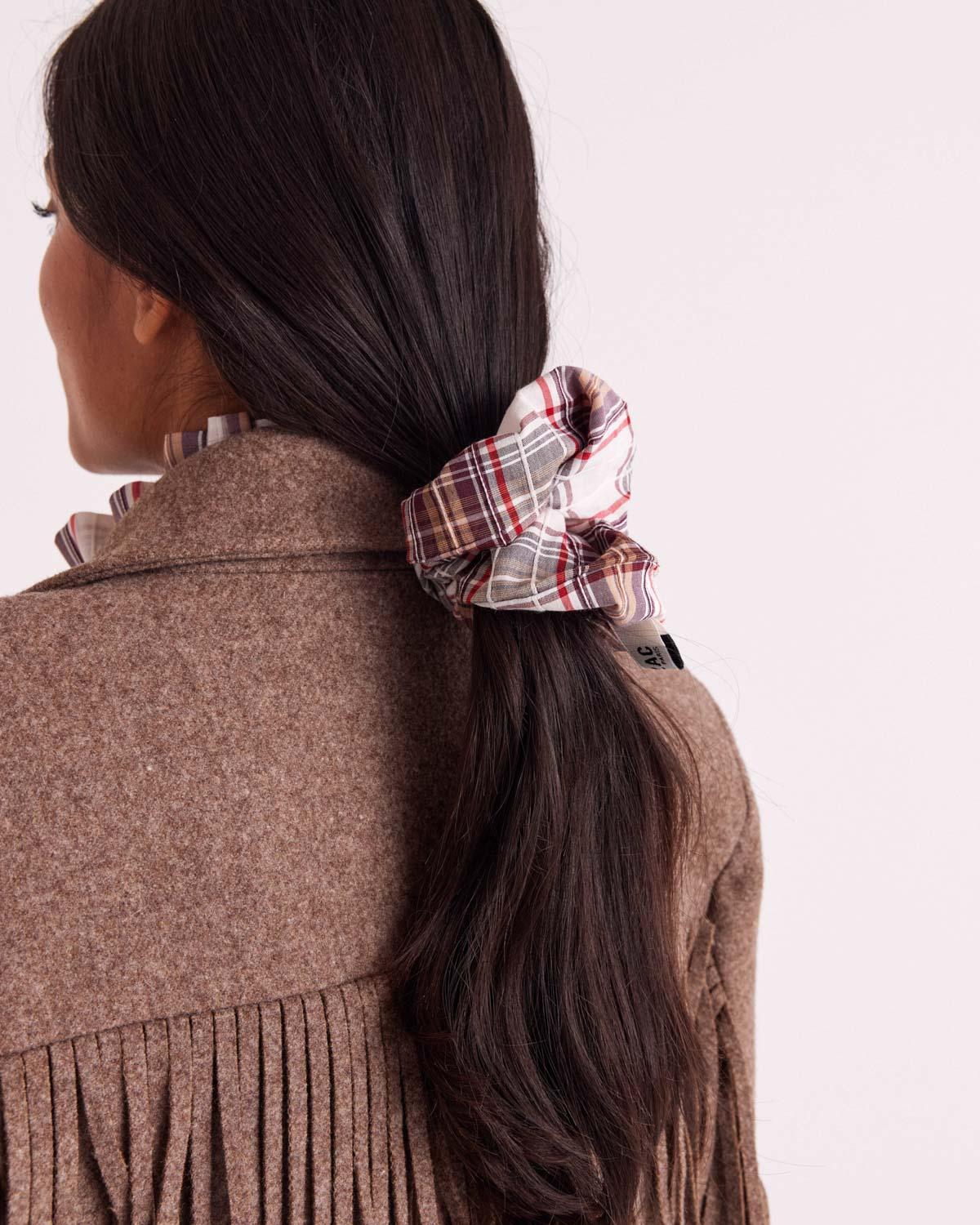 Billy XL scrunchie in red and beige tartan by BALZAC PARIS