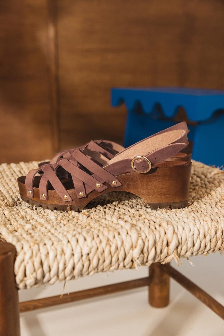 Cognac facet sandals by BALZAC PARIS