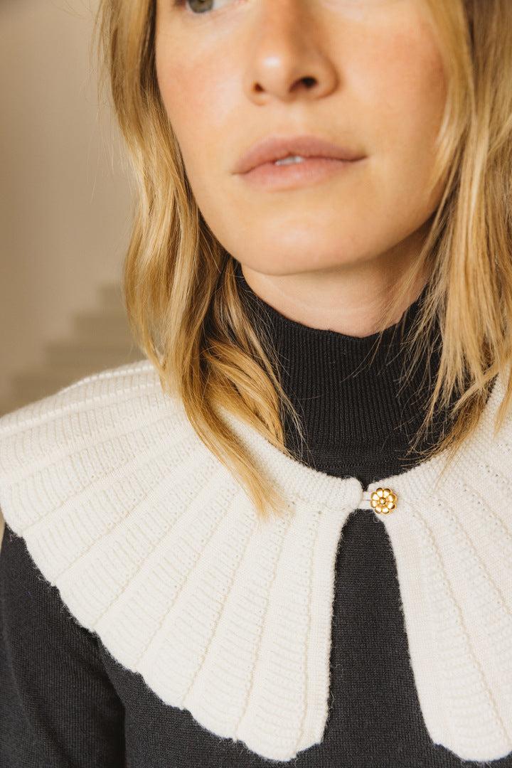 Ecru Arlettie collar by BALZAC PARIS