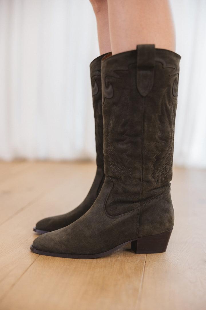Eldorado khaki boots by BALZAC PARIS