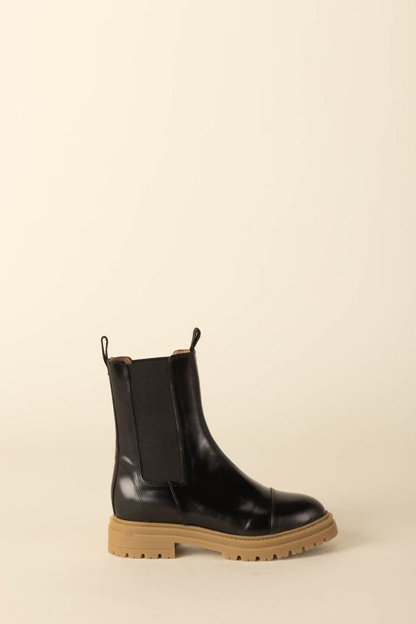 Fleuron iced black ankle boots by BALZAC PARIS
