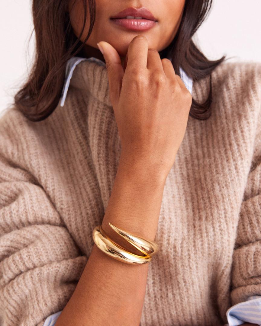 Gabrielle gold cuff by BALZAC PARIS