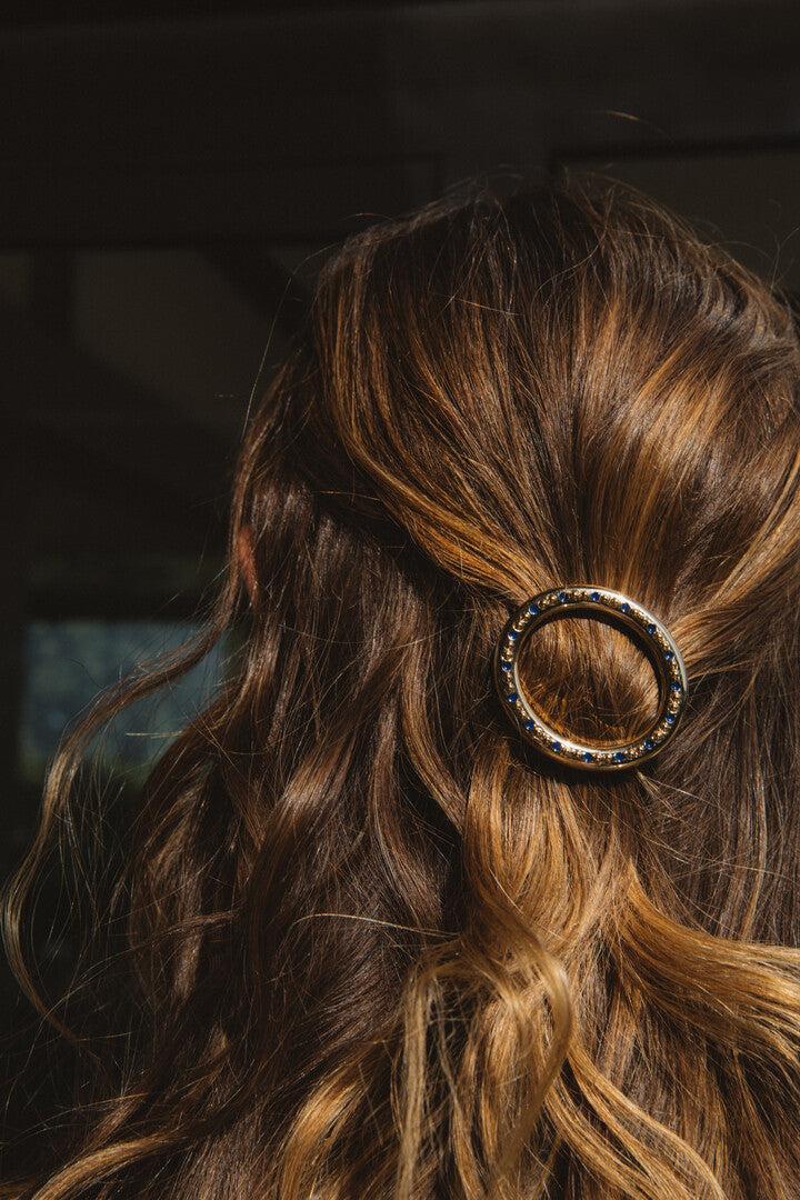Gold and blue Rhythm hair clip by BALZAC PARIS