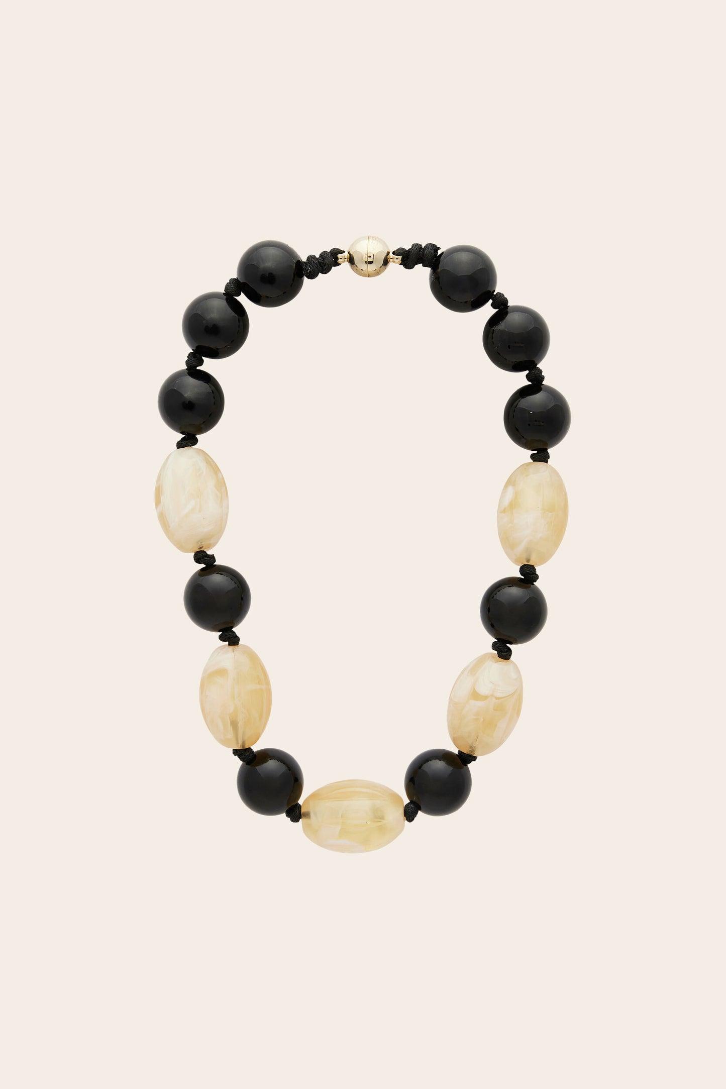 Hailey pearl necklace by BALZAC PARIS