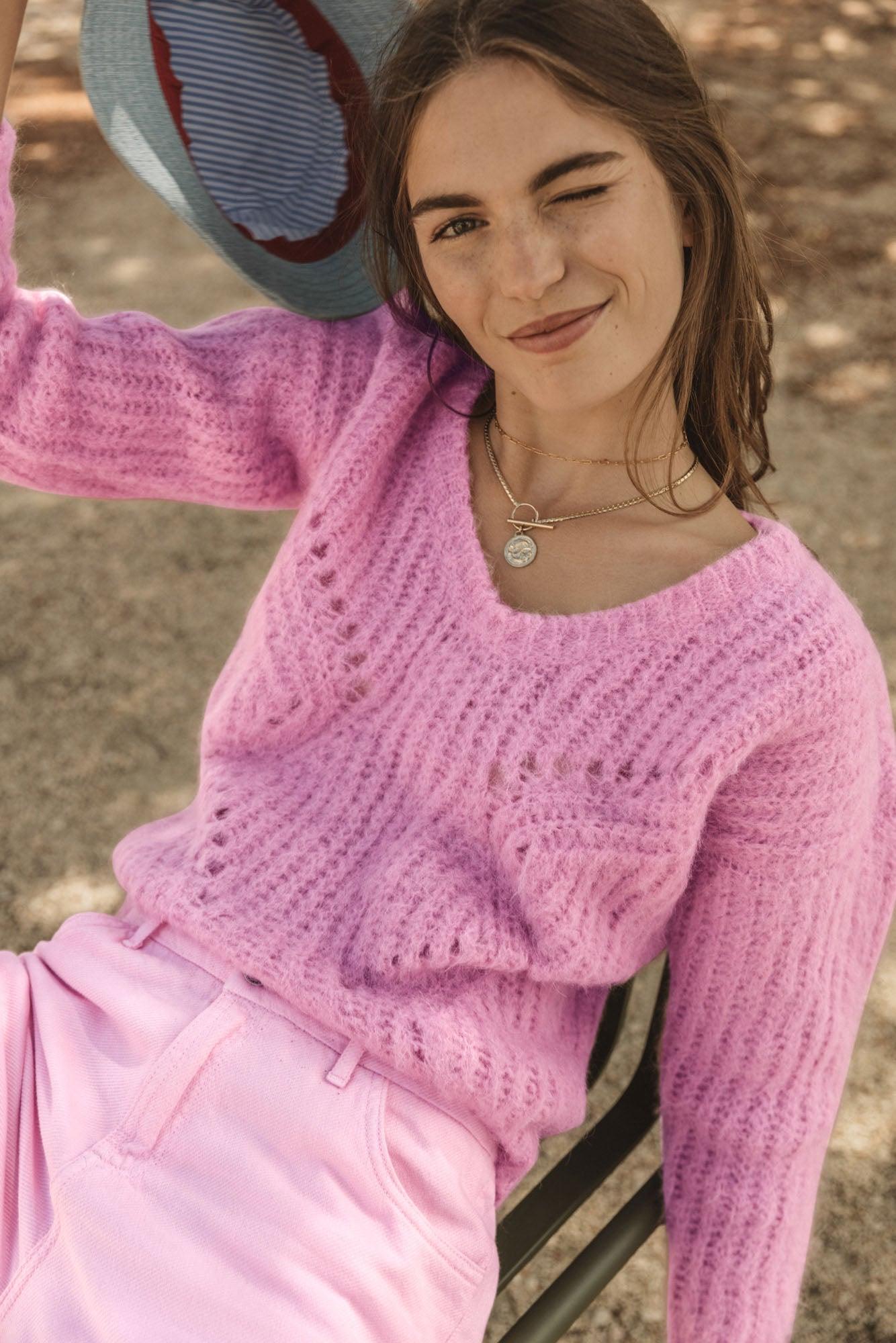 Pink Riley sweater by BALZAC PARIS