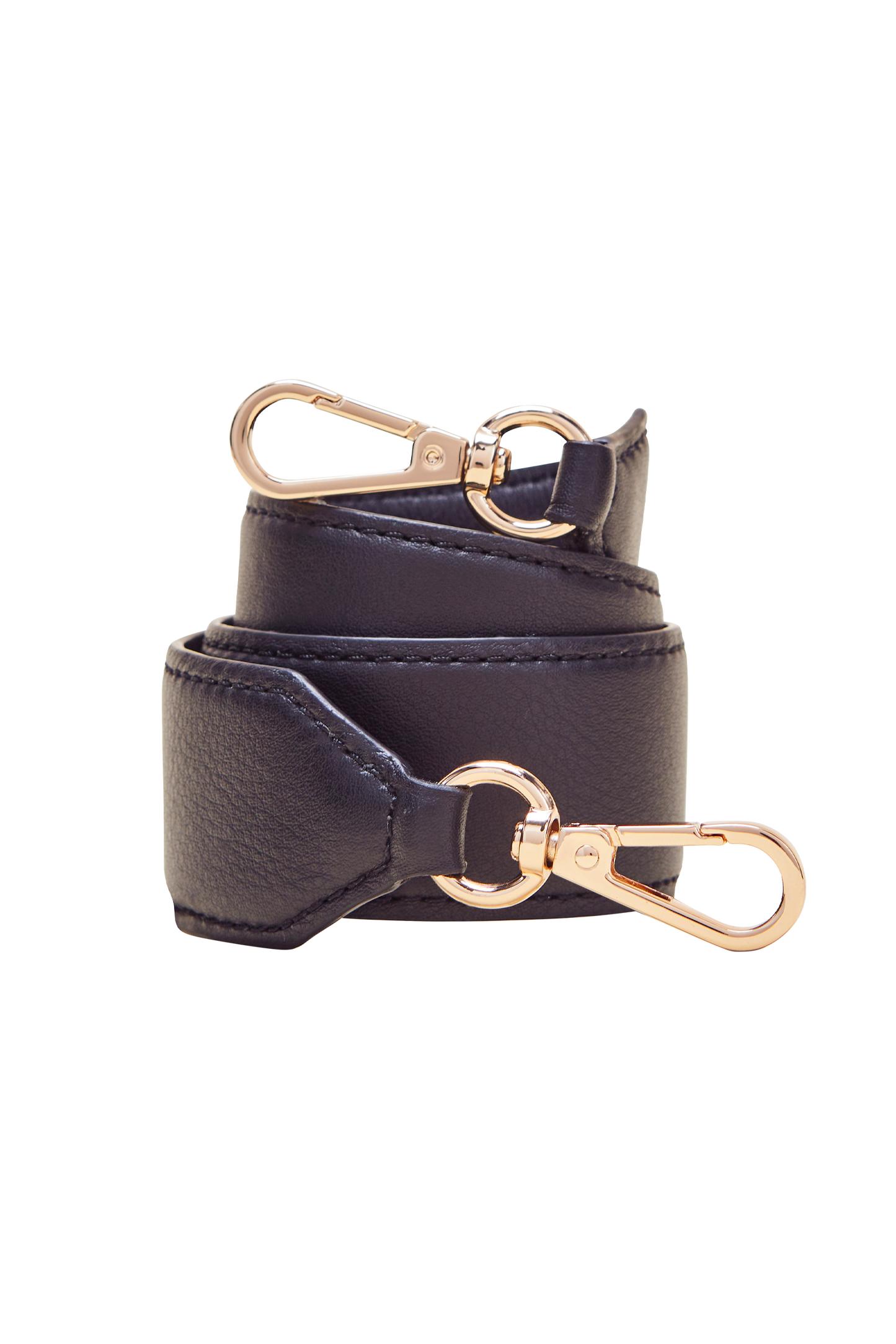Short black handle by BALZAC PARIS