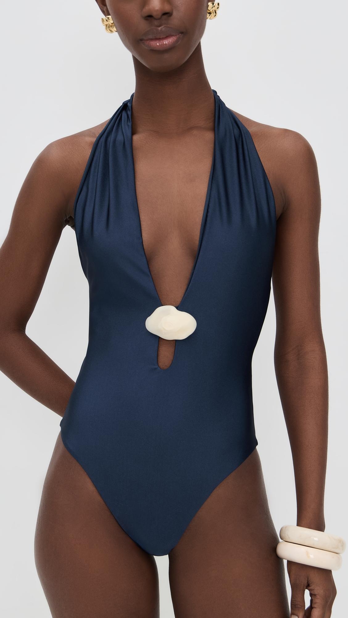 Guapi One Piece by BAOBAB