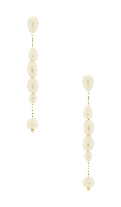 BaubleBar Cindy Pearl Earrings in Ivory by BAUBLEBAR