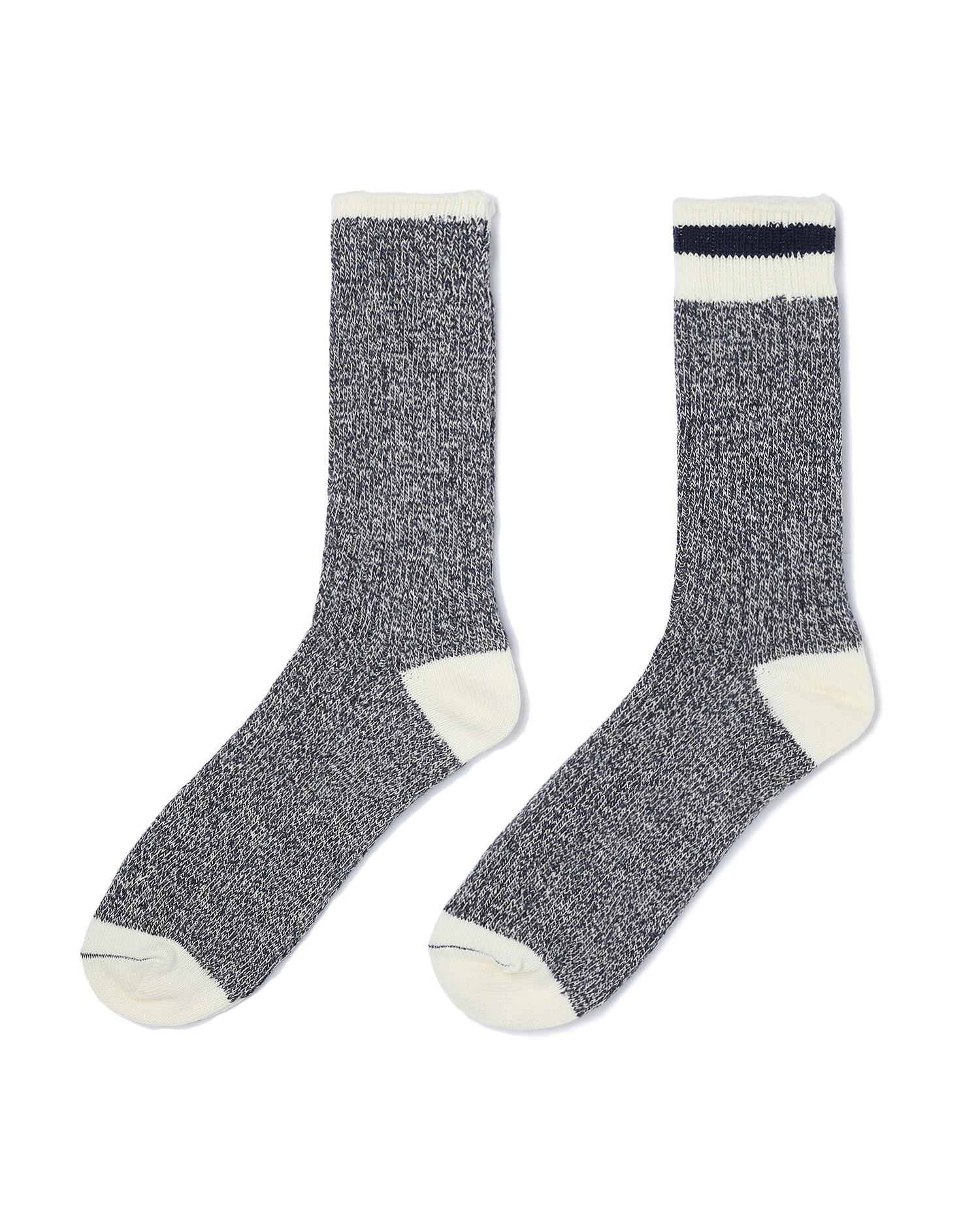 Mismatched crew socks by BEAMS PLUS | jellibeans