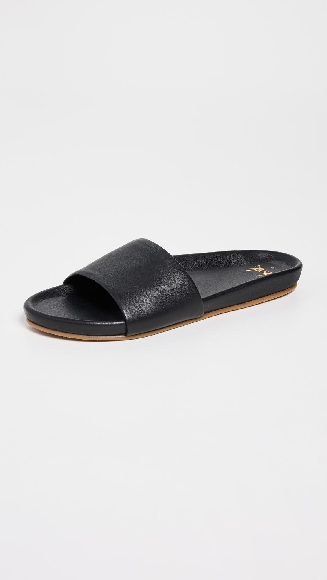 Gallito Slides by BEEK