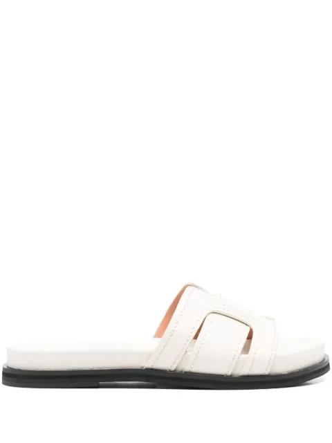 Holly slides by BIBI LOU