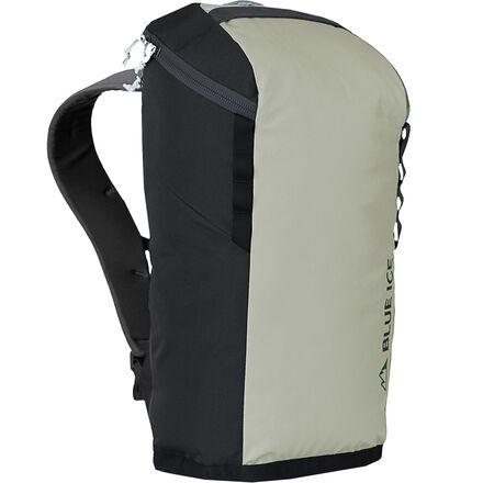 Octopus 25L Pack by BLUE ICE